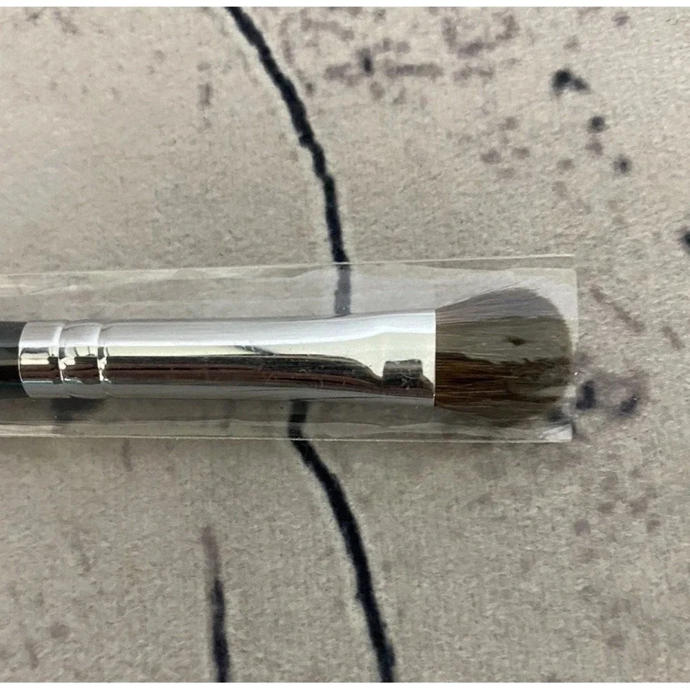 YOUNIQUE LINER/SHADER BRUSH~FULL SIZE MAKEUP/EYESHADOW/LINER BRUSH~DUAL END~